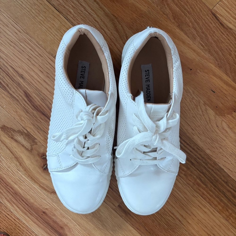 Steve Madden Classic White Sneakers for Women